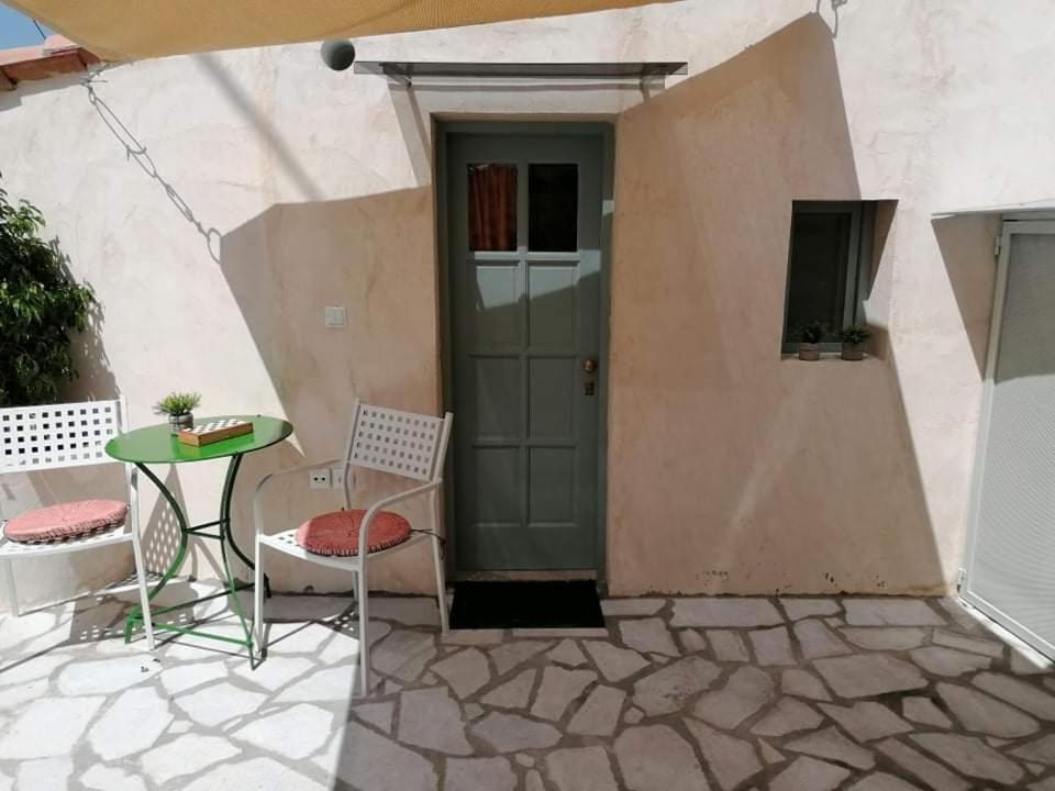 Rodomelo Cute Studio 2 Leonídion Exterior foto
